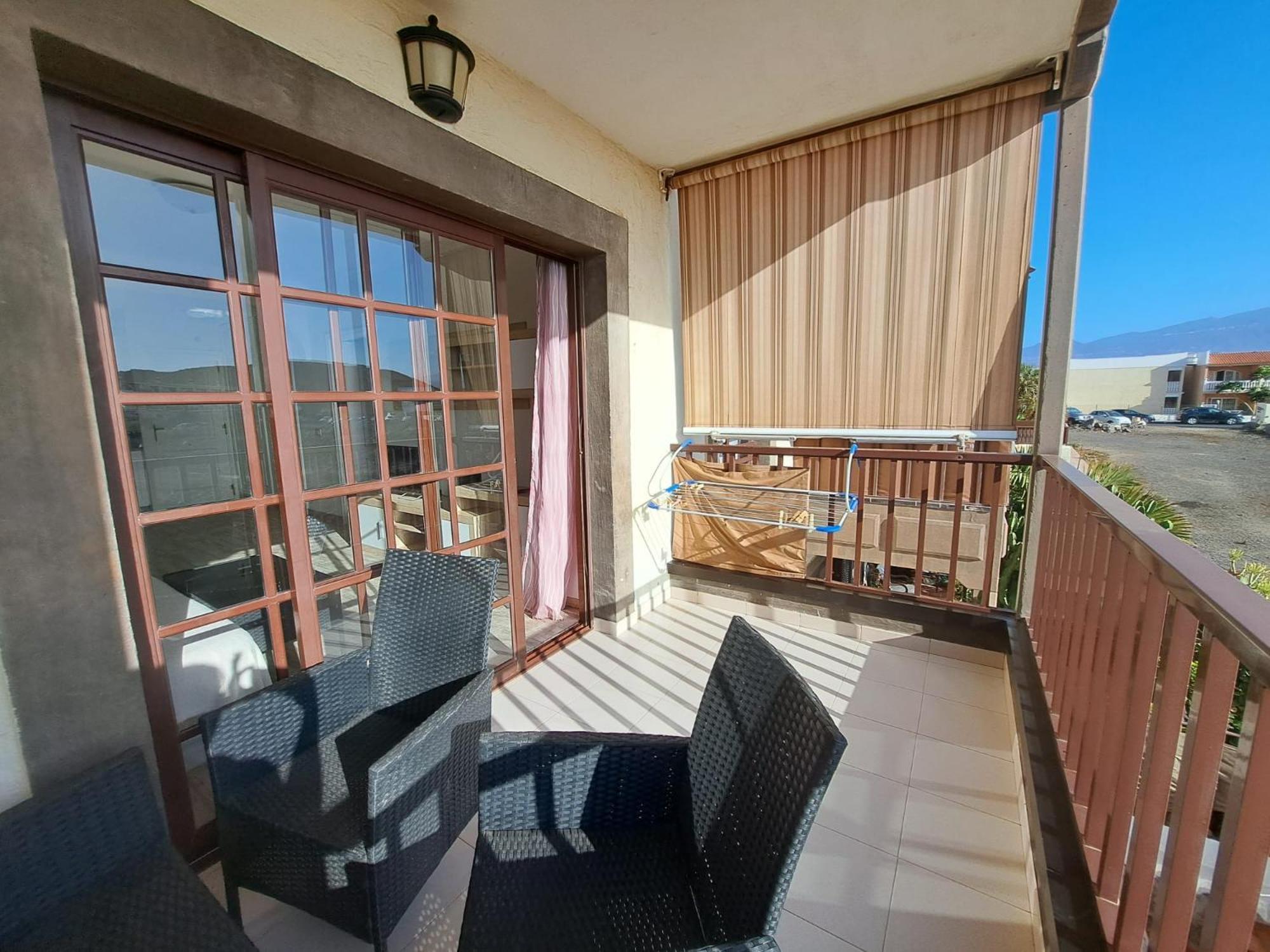 One Bedroom, Sea Front, In Complex With Pool Apartment *